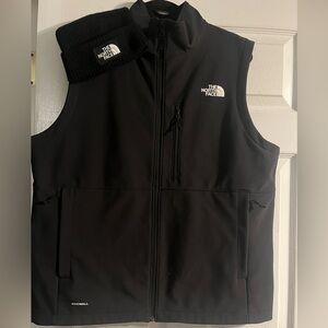Authentic “North Face” Thermal Vest & Beanie‼️